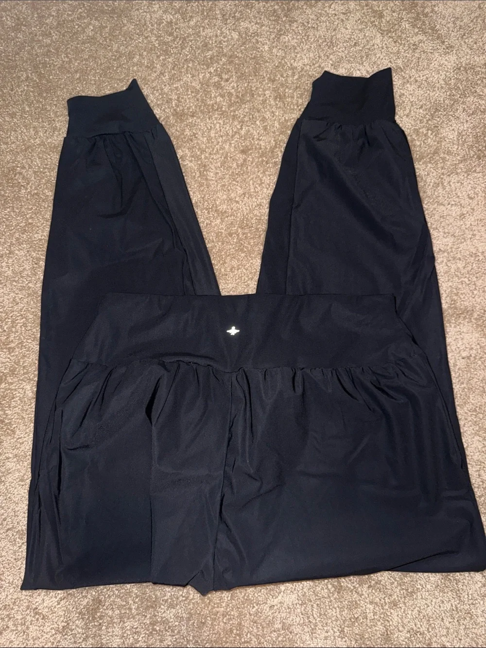 Halara Black Joggers Size Large. - B15 - Picture 6 of 7